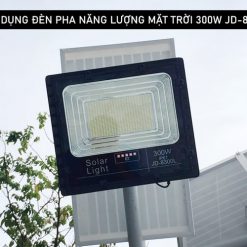 ứng dụng đèn pha năng lượng mặt trời 300W JD-8300L